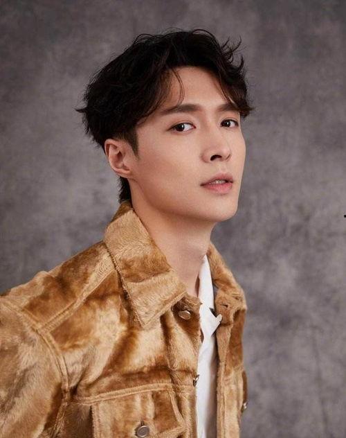 娱乐吃瓜蜀黍张艺兴小说